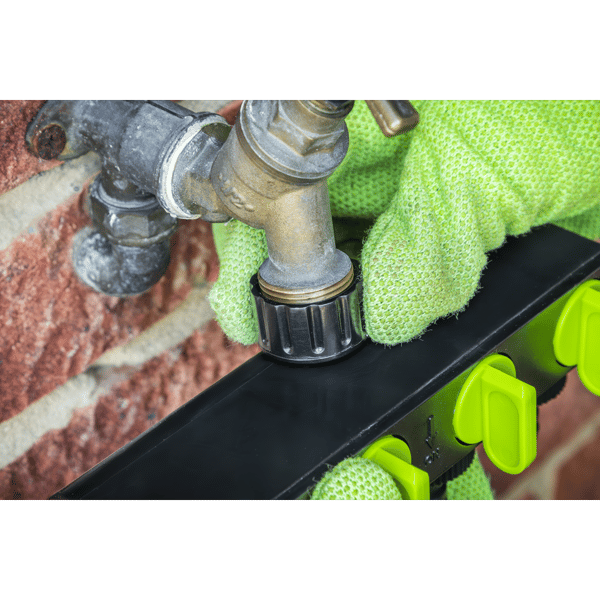 4-Way Garden Water Distributor