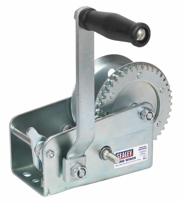 Geared Hand Winch 900kg Capacity for lifting and towing equipment