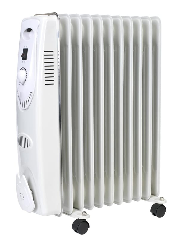2500W oil filled radiator heater with 11 elements and wheels for easy mobility.