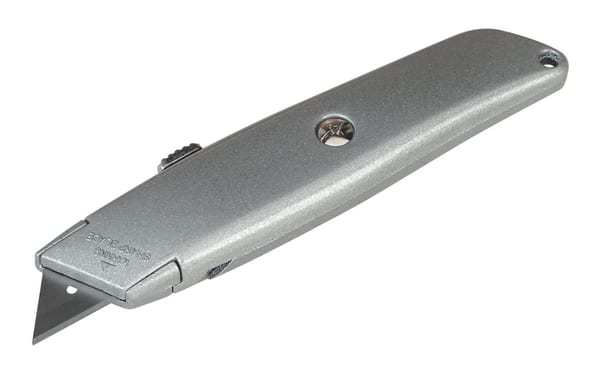Siegen Retractable Utility Knife for precision cutting, ideal for workshop and DIY tasks.