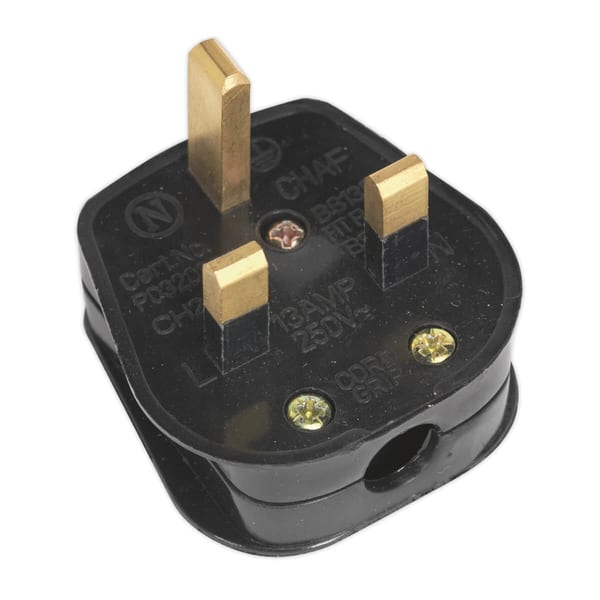 13A Plug - Black