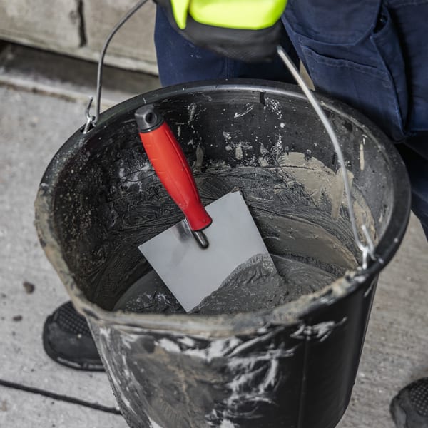 Stainless Steel Bucket Trowel with Rubber Handle 180mm
