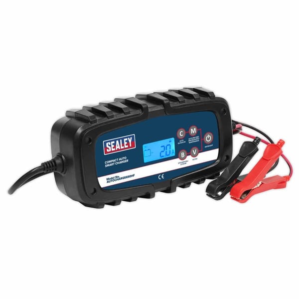 6/12V Compact Auto Smart Charger & Maintainer 6.5A