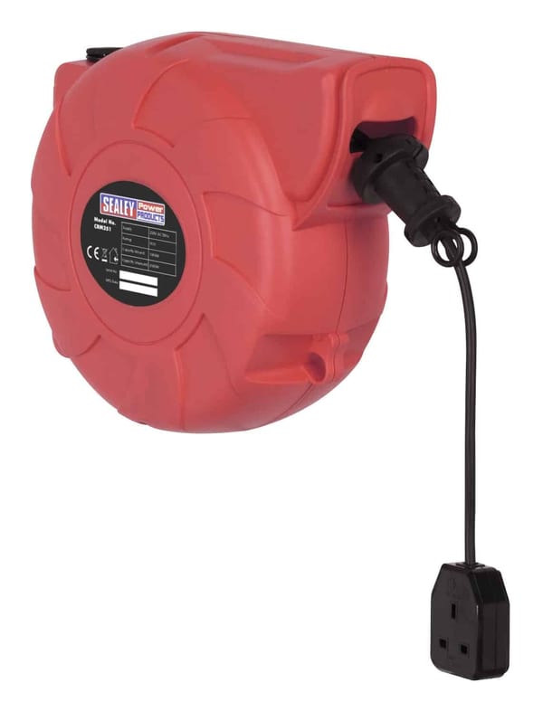25m retractable cable reel with 1 x 230V socket for efficient power access