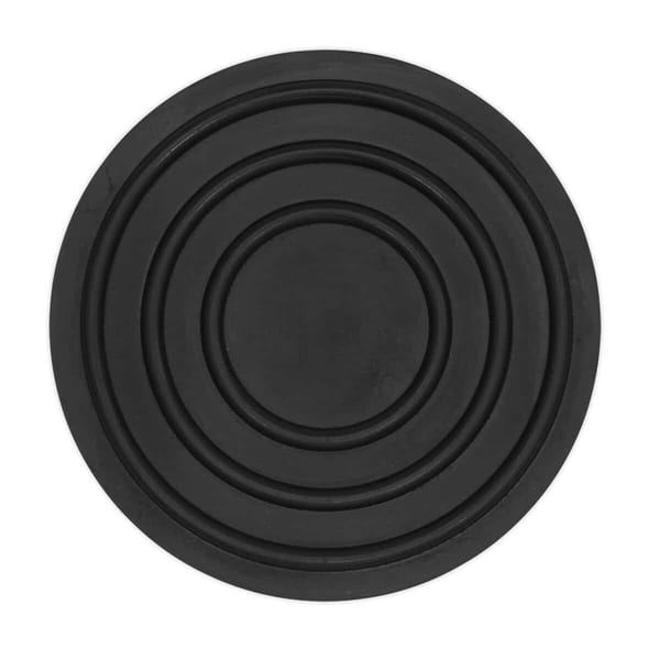 Black rubber coaster set featuring concentric circles, designed to protect surfaces from heat and moisture, ideal for various drinkware.