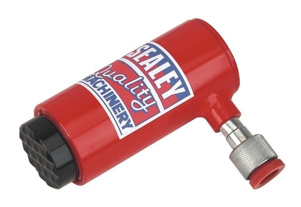 Compact 10-tonne push ram for body repair and garage use