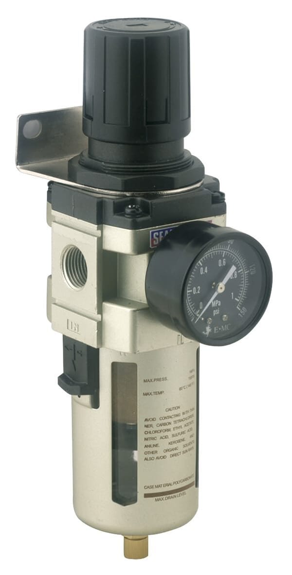 Air Filter/Regulator Max. Airflow 140cfm