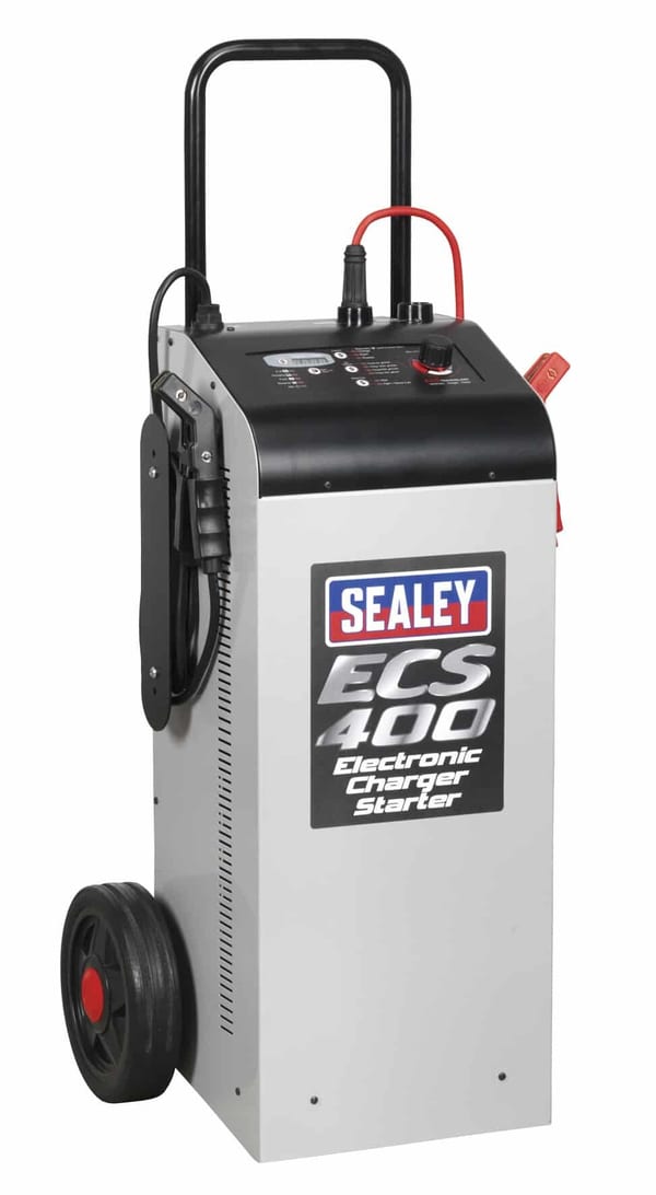 12/24V Electronic Charger Maintainer/Starter 75/400A for battery maintenance.