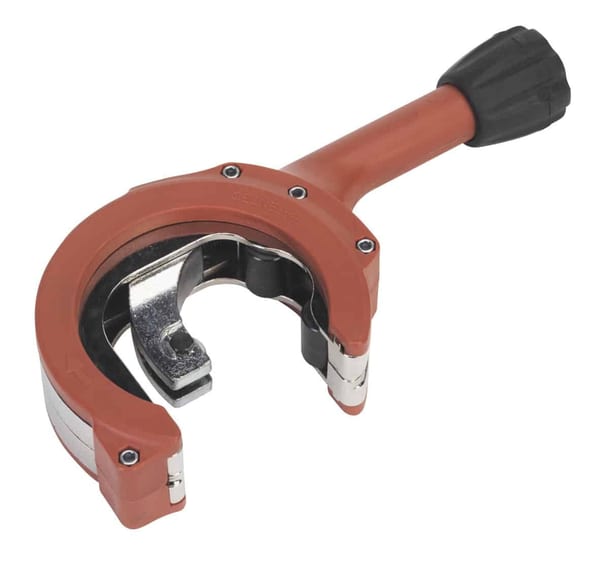 Ratcheting exhaust pipe cutter for precise garage and vehicle service work.